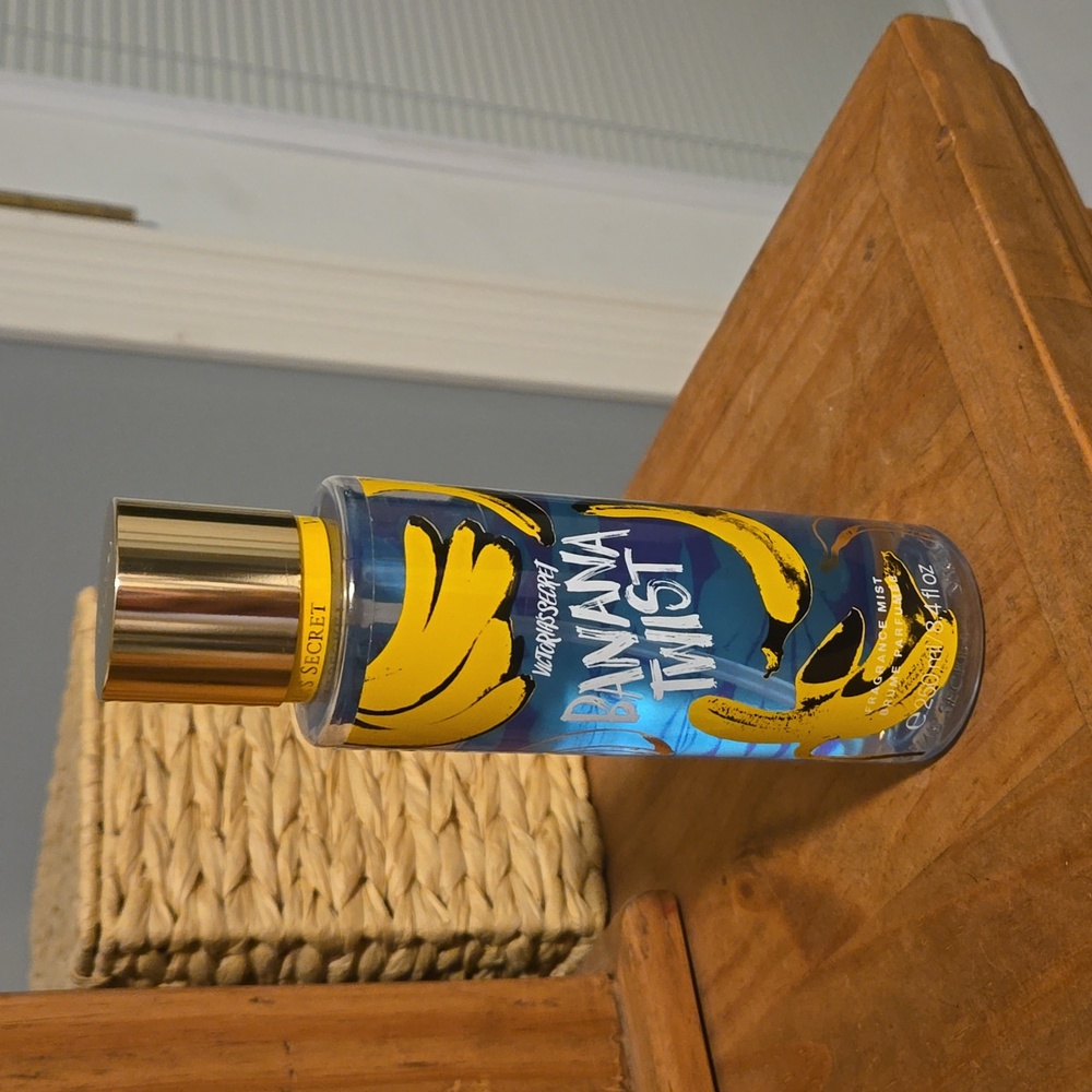 Banana twist body spray